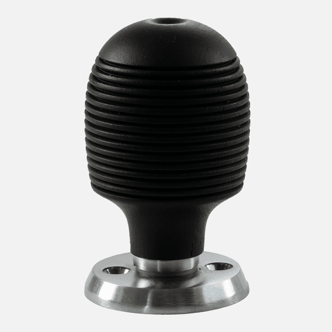 Hovedbilde Dørvrider Mathea – formfullendt forening av ...